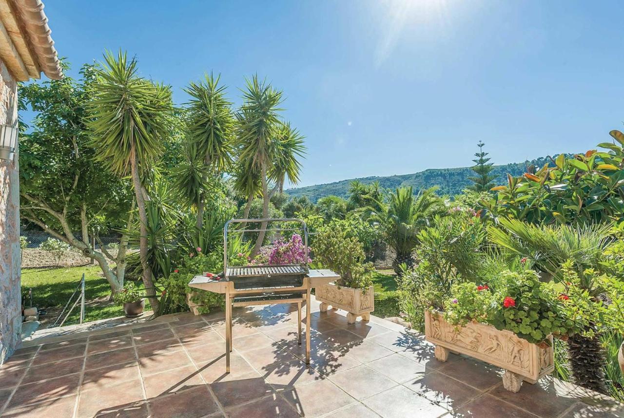 Can Calet Villa